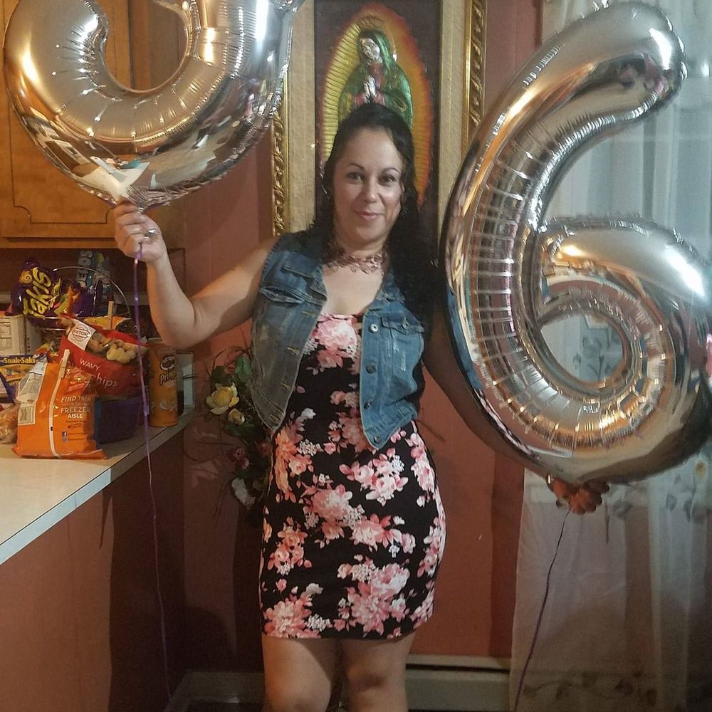 Meet your Posher, Yolanda